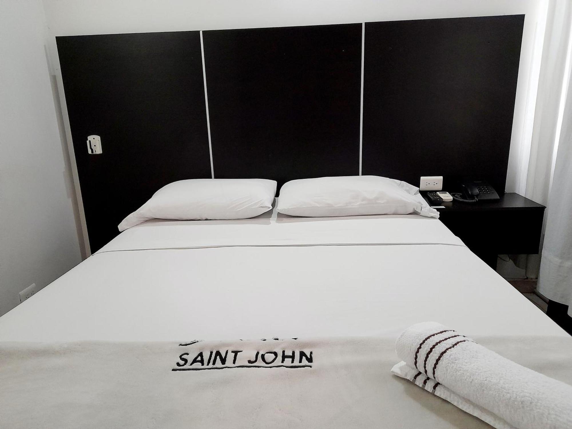 Hotel Saint John Medellín Eksteriør bilde