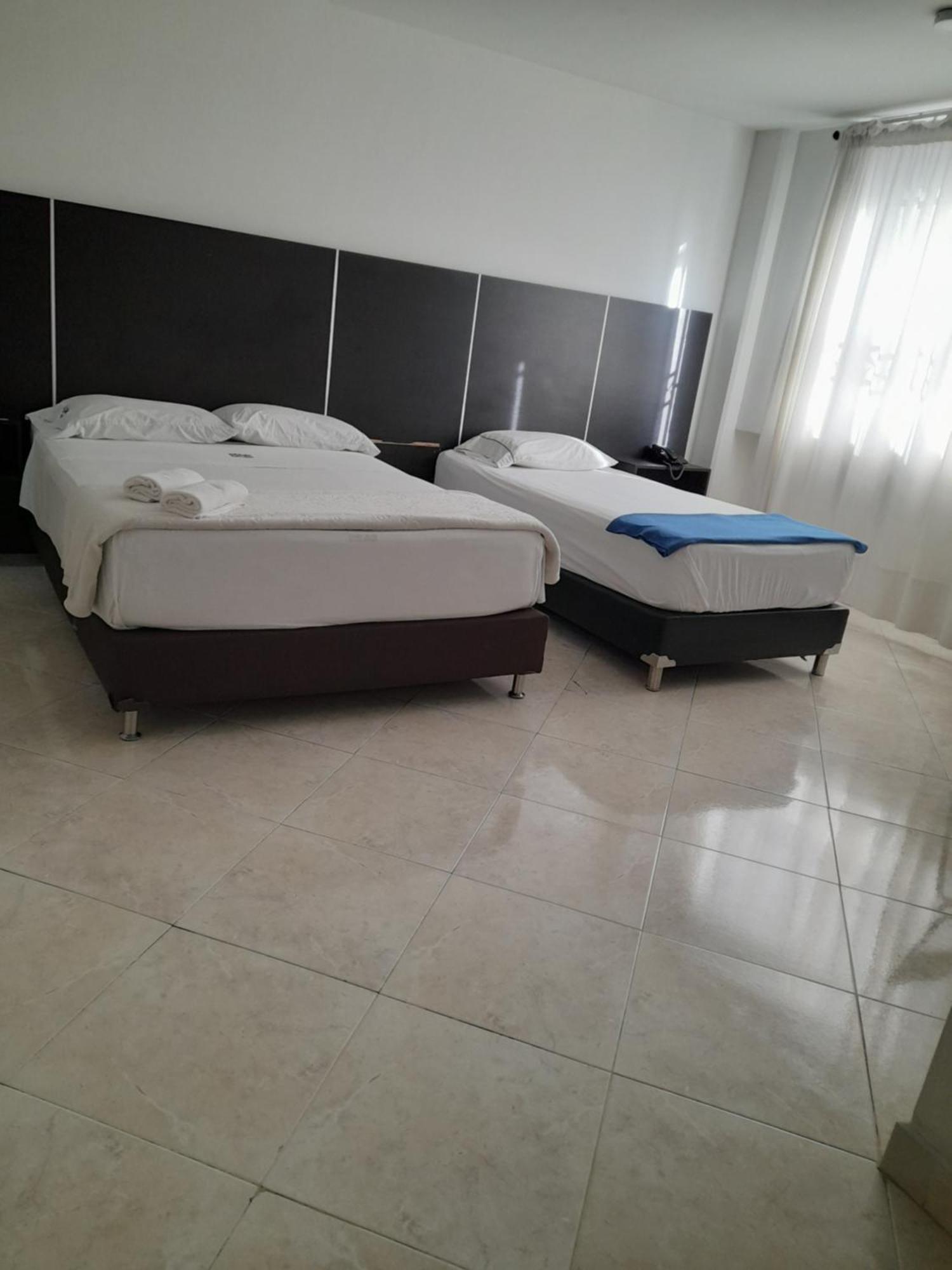 Hotel Saint John Medellín Eksteriør bilde