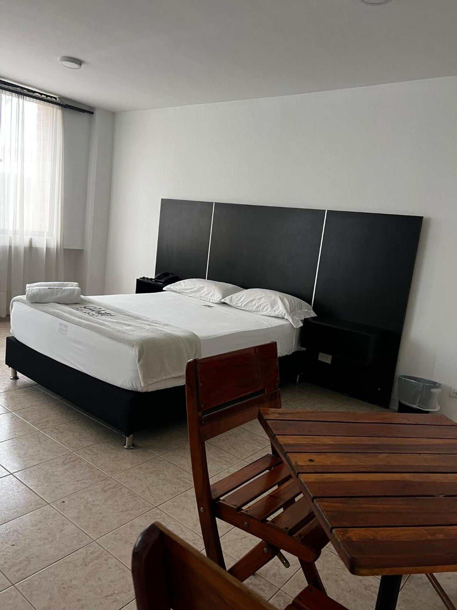 Hotel Saint John Medellín Eksteriør bilde
