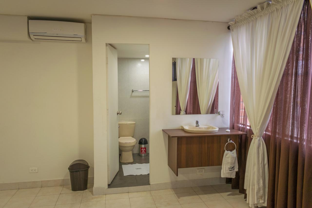 Hotel Saint John Medellín Eksteriør bilde